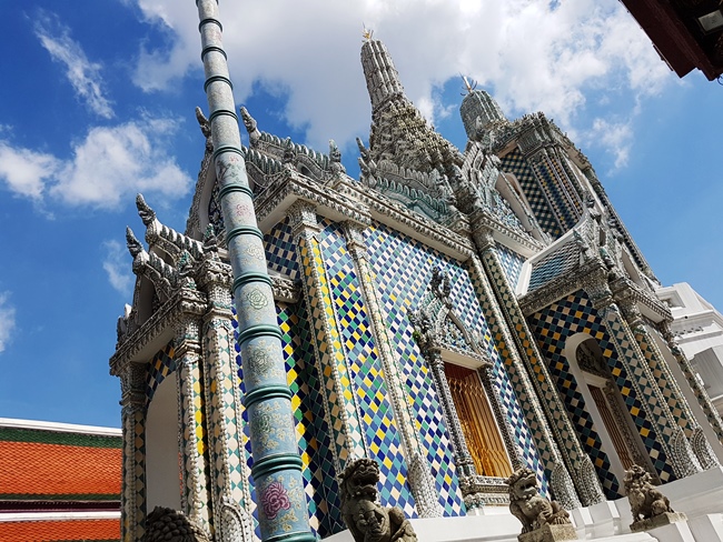 白色是另一種主題