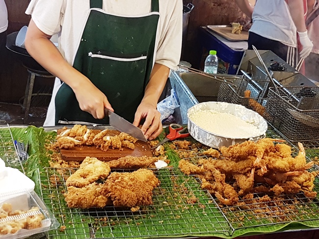 泰國人一定很喜歡炸物