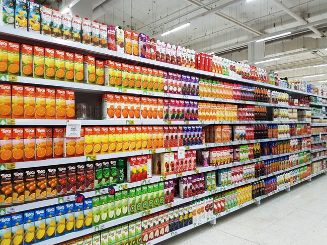 很繽紛的飲料區