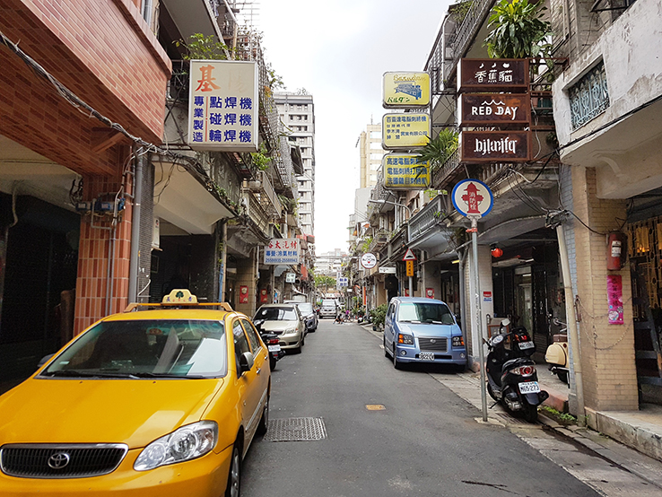 橫街小巷隱藏著文青小店