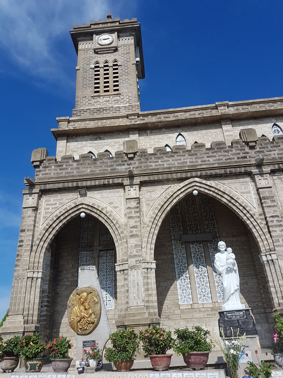 純粹的石頭顏色