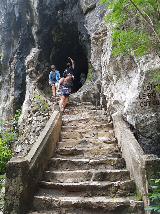 難度更高的山洞